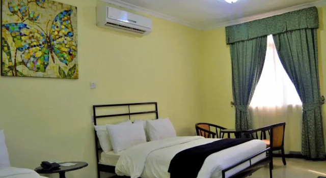 Standard Vierer Zimmer M Hotel
