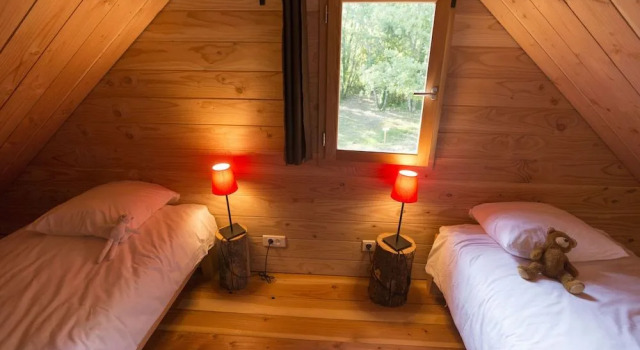 Huttopia Dieulefit, Забронировать Кемпинг Отели Drôme Provençale 3 звезды, 3*