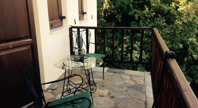 Коттедж с 2 комнатами Centaur Suites & Maisonettes
