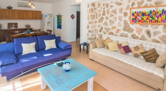 Korunaklı Villa Lavanta