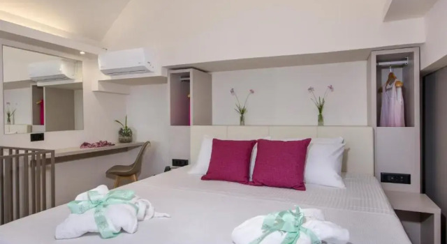 Четырёхместный номер Standard Дуплекс Incognito Creta Luxury Suites and More