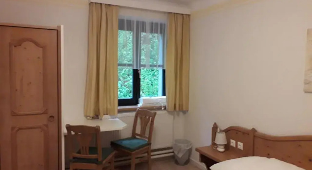 Номер Standard Pension Hendling