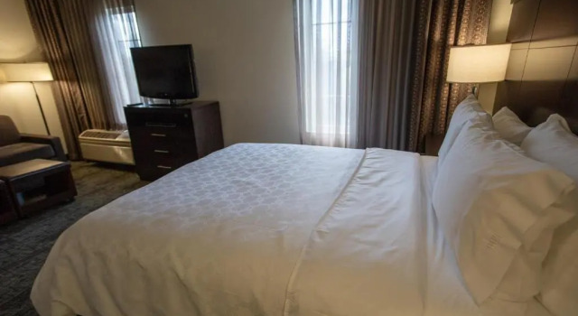 Номер Standard Staybridge Suites Silicon Valley - Milpitas by IHG