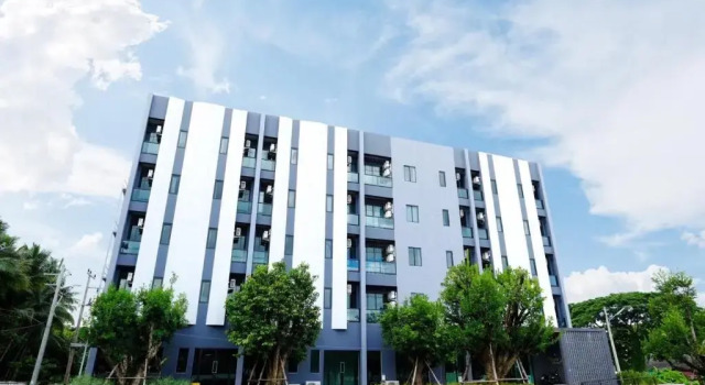 Double J Hotel, Забронировать Отель Отели Nong Pa Khrang 3 звезды, 3*
