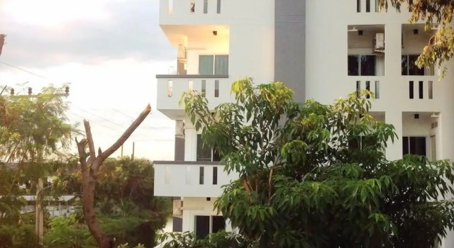 Двухместный номер Superior с балконом At Ease Hotel Suvarnabhumi