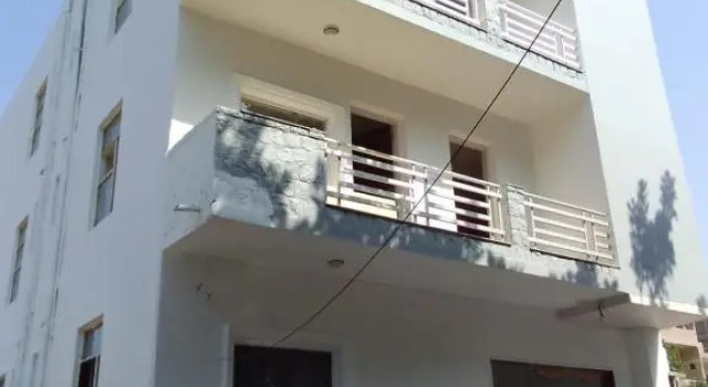 Hotel Rajvanshi By WB Inn, Забронировать Отель Гургаон 