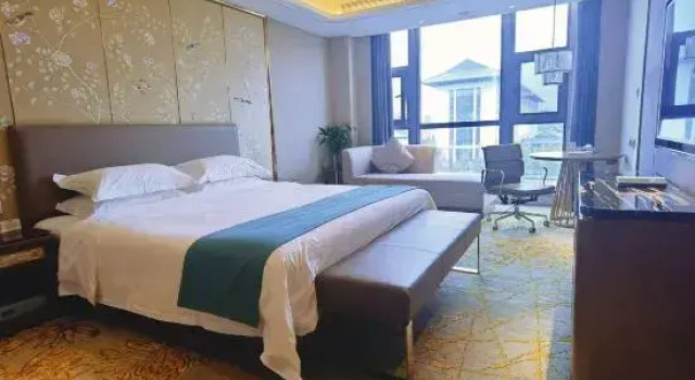 Люкс Executive Zhongzhou Huayue International Hotel