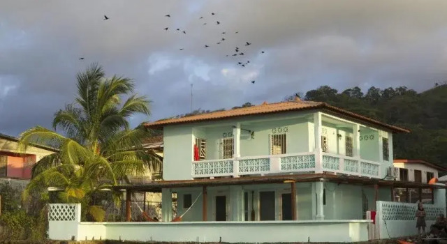 Casa Del Rayo Verde Hotelito Solidario
