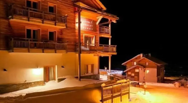 Hotel le Chalet Blanc, Rezervați Cabana Montgenevre Marsilia