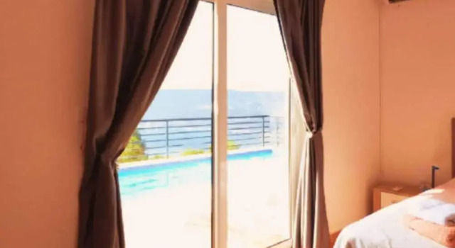 Superb Breathtaking Views 3bedroom All Day Sun, Reserva ahora Apartamento Herceg Novi 