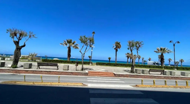 Sicily one room beach apartment front Eolie islands, Reservar Apartamento Spadafora Sicília