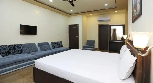 OYO 9428 Home Hill View Goverdhan Vilas, Rezervovat Hotel Hotely v Rajasthan s parkováním, Parkování