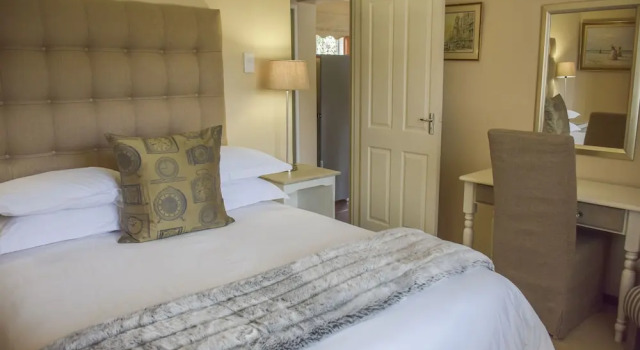Семейные апартаменты с 2 комнатами с видом на горы Clarens Retreat