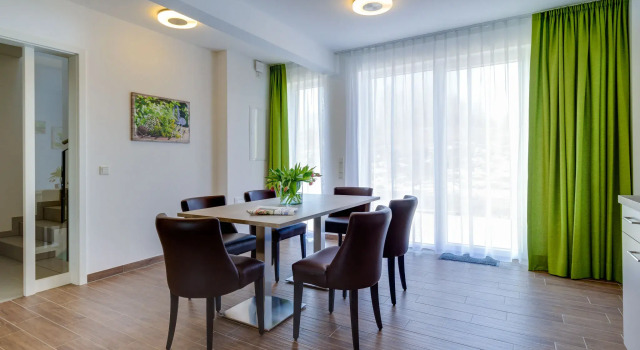 Ankerplatz, Rezervați Hotel Großpösna 