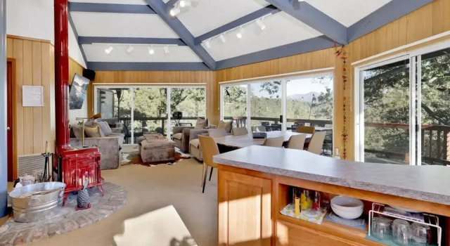2168-piney Ridge Dome Home 3 Bedroom Home by RedAwning, Забронировать Отель Фаунскин San Bernardino Mountains, рядом с Кемпинг Граут-Бэй