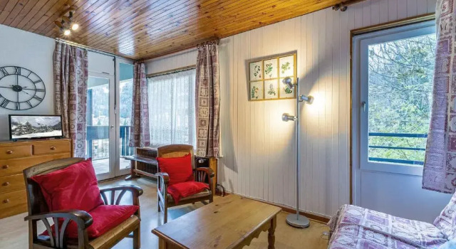 Hypercenter 35 M With Balcony And View Of Aravis, Забронировать Отель Ла-Клюза Лыжный курорт на озере Анси, рядом с Плавательный бассейн Aravis