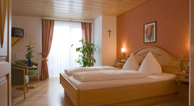 Номер Comfort Gasthof zur Burg