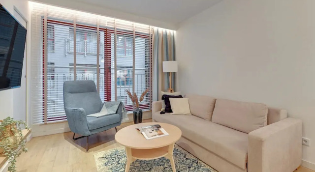 Апартаменты с балконом Live & Travel Apartments - Waterlane Island