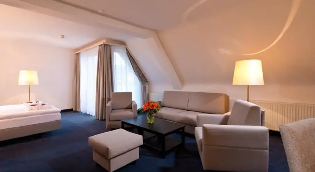 ACHAT Hotel Neustadt an der Weinstraße, Забронировать Отель Нойштадт-ан-дер-Вайнштрасе Wine Route