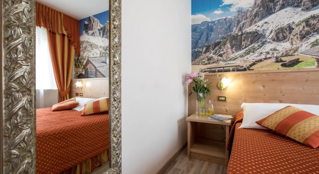 Двухместный номер Standard с балконом Hotel Touring