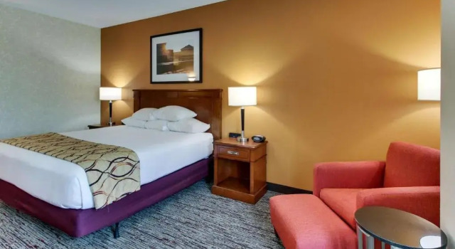 Номер Superior Drury Inn & Suites Meridian