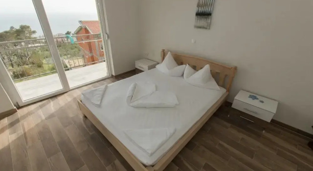 Mat - A7, Buchen Sie Hotel Hotels in Gespanschaft Split-Dalmatien mit Pool, Schwimmbad