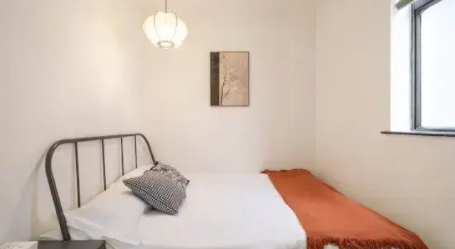 Люкс Дуплекс с 6 комнатами Book&Bed(Yuyuan Branch)