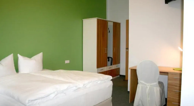 Lindencafe Luckenwalde, Забронировать Отель Отели Луккенвальде 3 звезды, 3*