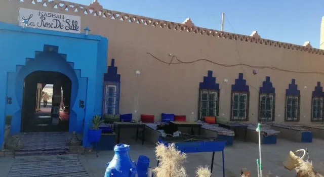 Auberge La Rose De Sable, Rezervovat Hostel Hotely v Meknes-Tafilalet s parkováním, Parkování