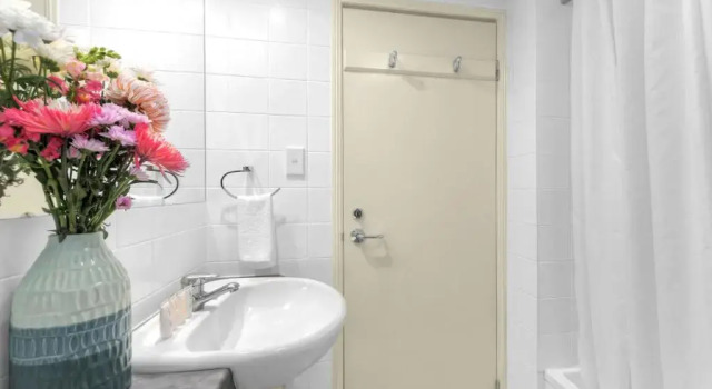 Студия Central Brunswick Apartment Hotel