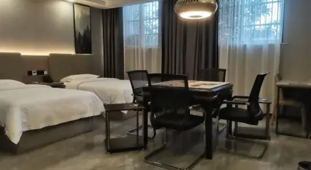 Люкс Deluxe GreenTree Inn AnQing TongCheng City South ShengTang Road ShengTang International Hotel