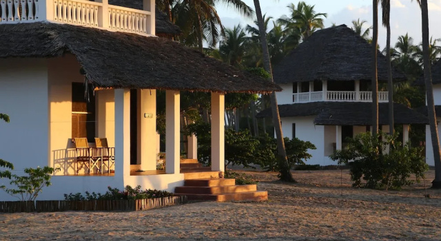 Вилла Kijongo Bay Beach Resort