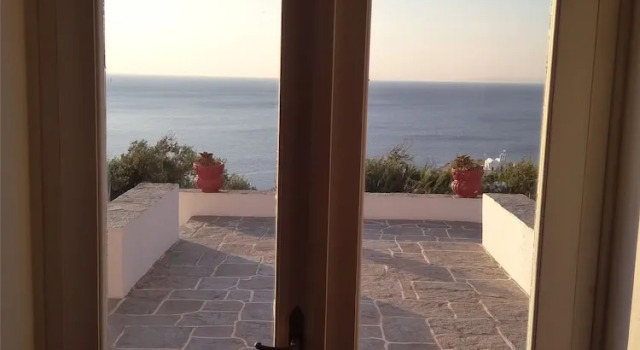 Stunning House - Sleeps 11, Terrace & Sea View, Забронировать Дом для отпуска Отели Аполлония с парковкой, Парковка