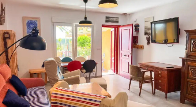 Tarifa Cozy House, Beach Front, Pool, Wifi