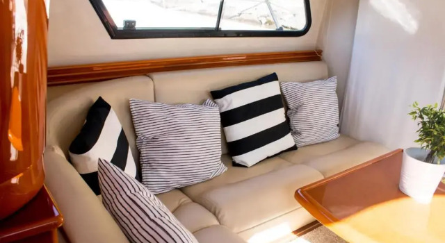 AQUADOURO Yacht RADAMES - Sleep Boat Experience, Rezervovat Hotel Escamarão Norte Region