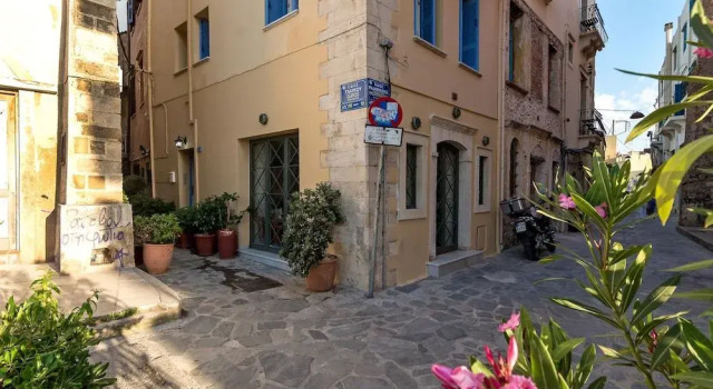 Casa di Elena Venetian Old Town Home