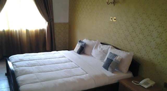 Thornberry Savannah Suite Hotel, Book Hotel Hotels in Bwari with a Pool, Swimming Pool