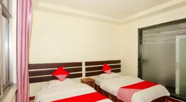 Трёхместный номер Standard Jieante Business Hotel