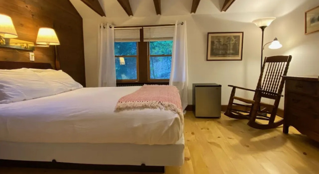 Whiteface Farm Adirondack Bed and Breakfast, Book Farm Stay Wilmington Whiteface Mountain