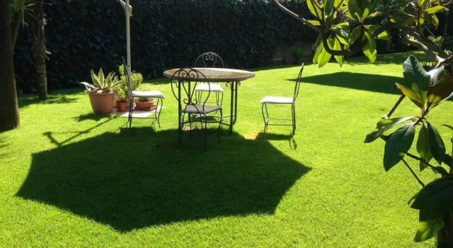 2 bedrooms appartement with private pool enclosed garden and wifi at Ragalna