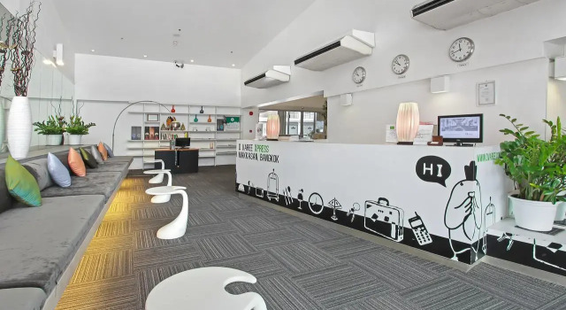 D Varee Xpress Makkasan