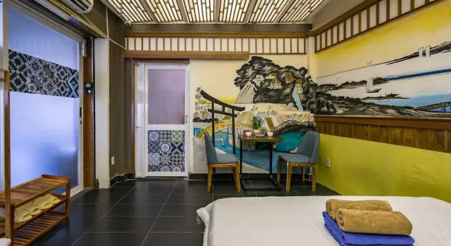 SG Capsule Hostel