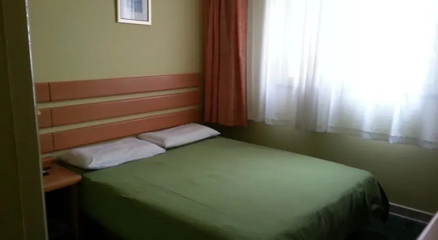 Home Inn Suzhou Mudu Branch, Book Hotel Hoteller i Suzhou med parkering, Parkering