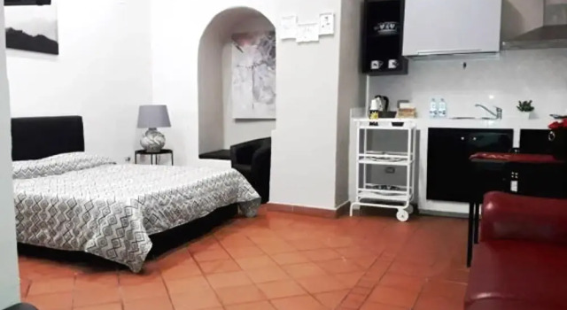 Guest House H4T, Забронировать Гостевой дом Гостевые дома Салерно, Гостевой дом