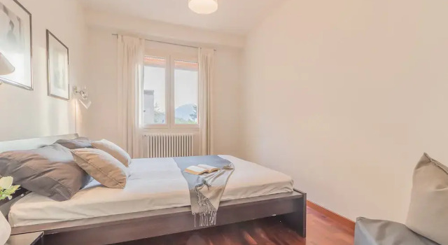 Casa Tre Sole in Lierna, Book Lejlighed Hoteller i Lierna med parkering, Parkering