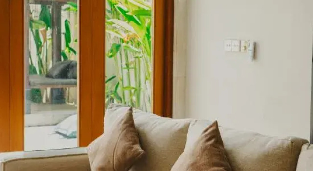 Private 4 Bedroom Villa in Kerobokan for Monthly Rent by Nami Bali, Varaa Villa Mökit kohteessa Bali, Mökki