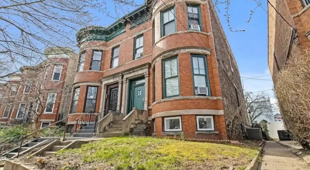 Beautiful Green-Door Brownstone