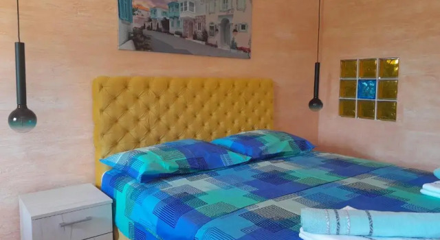Студия Deluxe Golden House Apartments