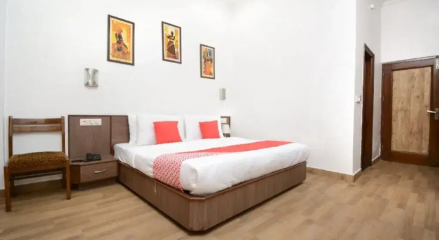 OYO Flagship 29078 Hussainpura Hukam Singh Road, Book Hotel Amritsar Punjab