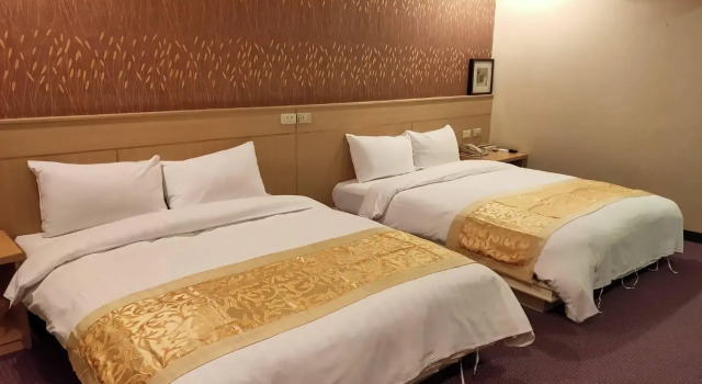 Четырёхместный номер Standard 夏威夷酒店Melody Hawaii Hotel